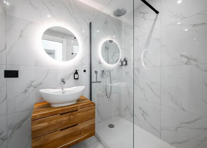 Apartamento Le Lumina - Front De Mer - Vue Exceptionnelle - Hyper Centre - Clim Menton