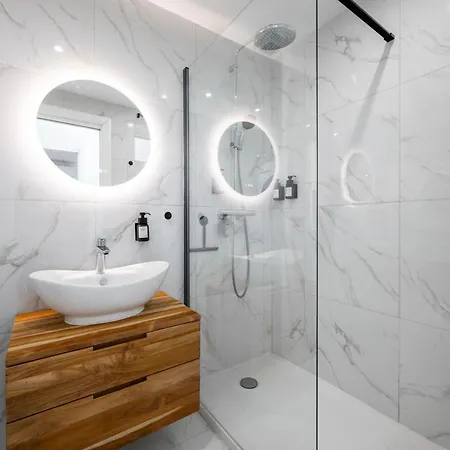 Apartman Le Lumina - Front De Mer - Vue Exceptionnelle - Hyper Centre - Clim Menton