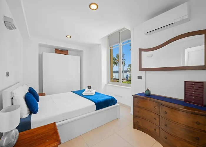 Apartment Le Lumina - Front De Mer - Hyper Centre - Clim Menton